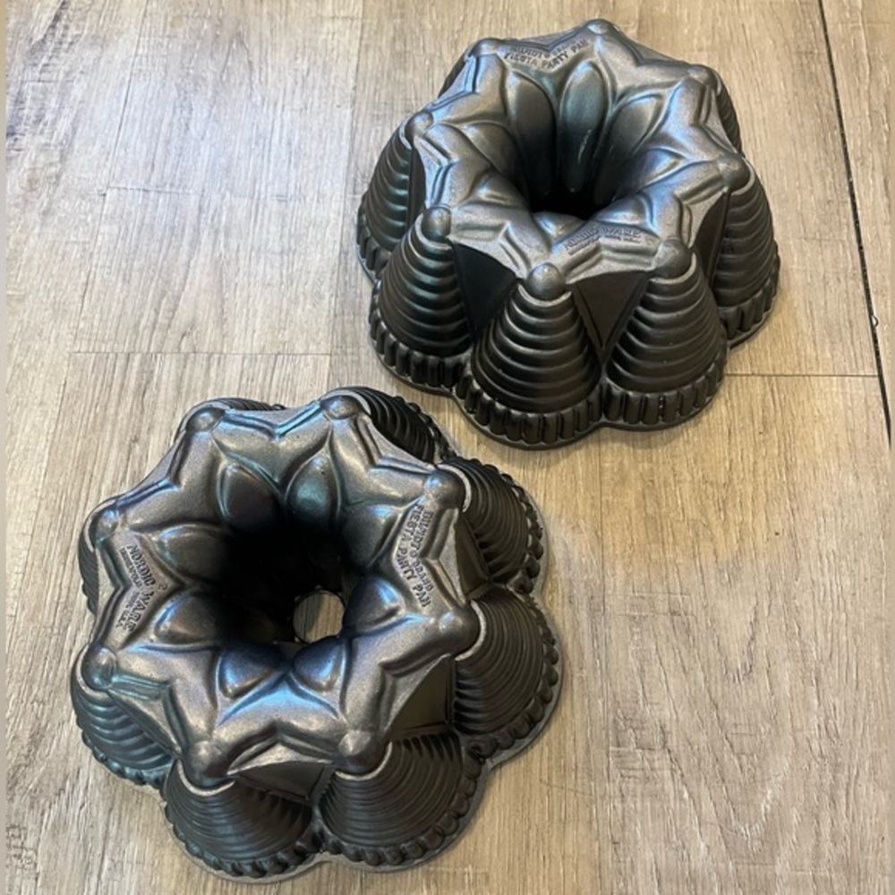 Nordic Ware Bundt Brand Fiesta Party Cake Pan Set of Two